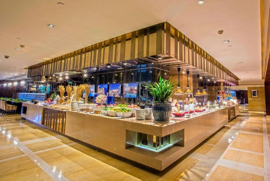 Wyndham Grand Plaza Royale Furongguo Чанша Экстерьер фото