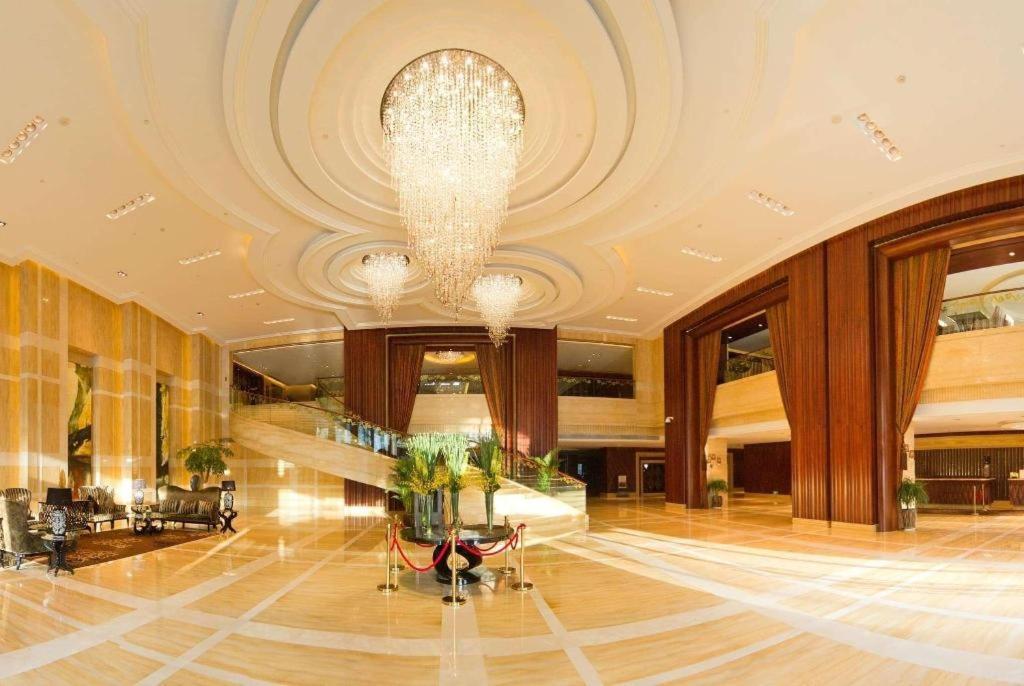 Wyndham Grand Plaza Royale Furongguo Чанша Экстерьер фото